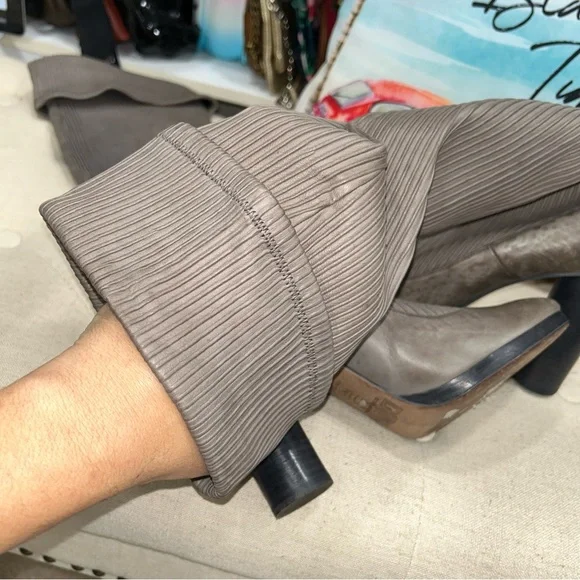 Dolce And Gabbana Vintage Grey Stretch Socks High Boot Heels Size 41 - Picture 10 of 12